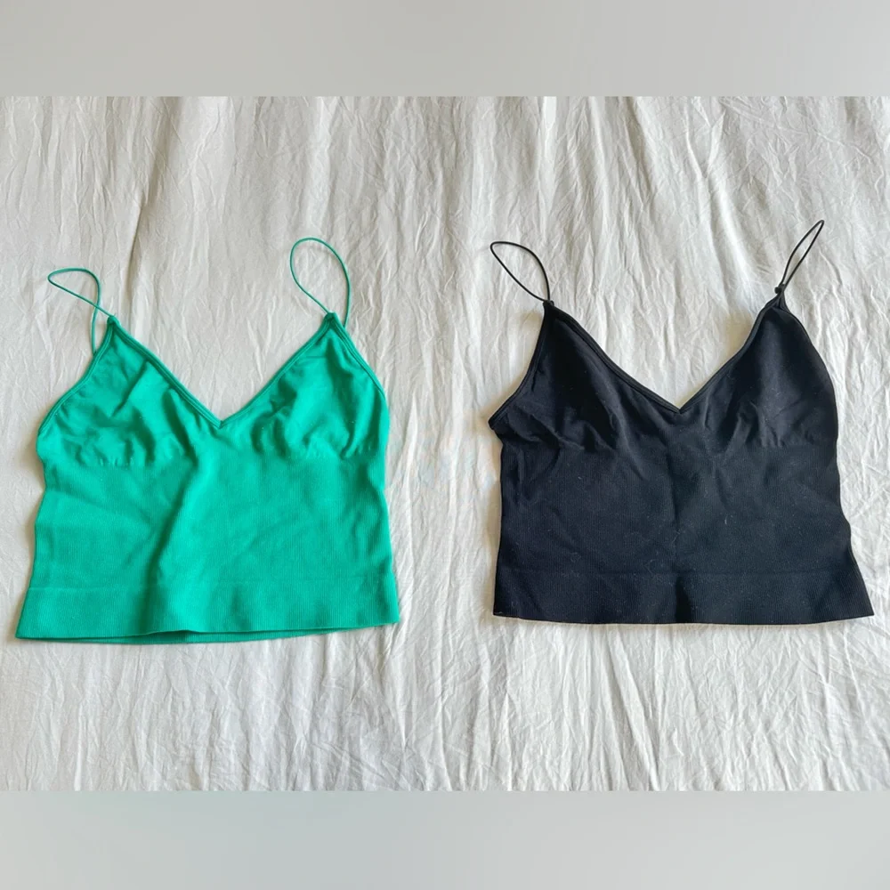 Free People set of Cropped Tank tops - Picture 1 of 6